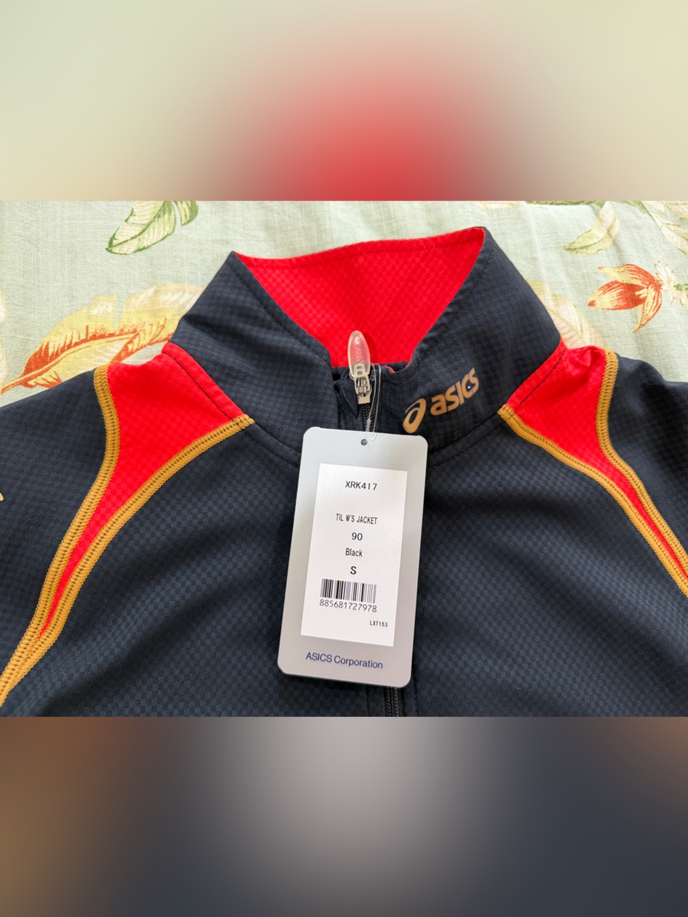 Asics jacket - Picture 7 of 12